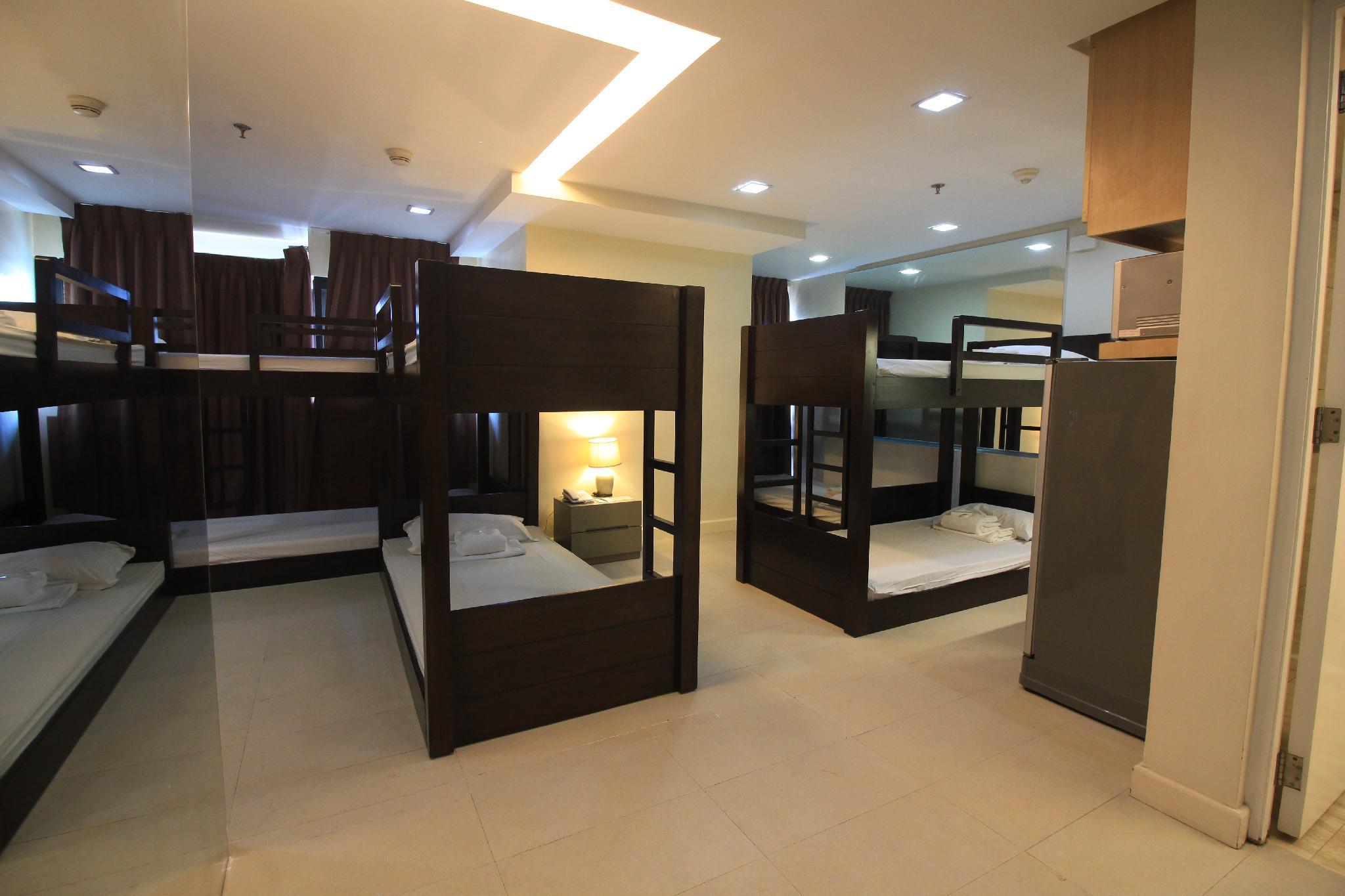 Bsa Twin Towers Aparthotel Mandaluyong Bagian luar foto