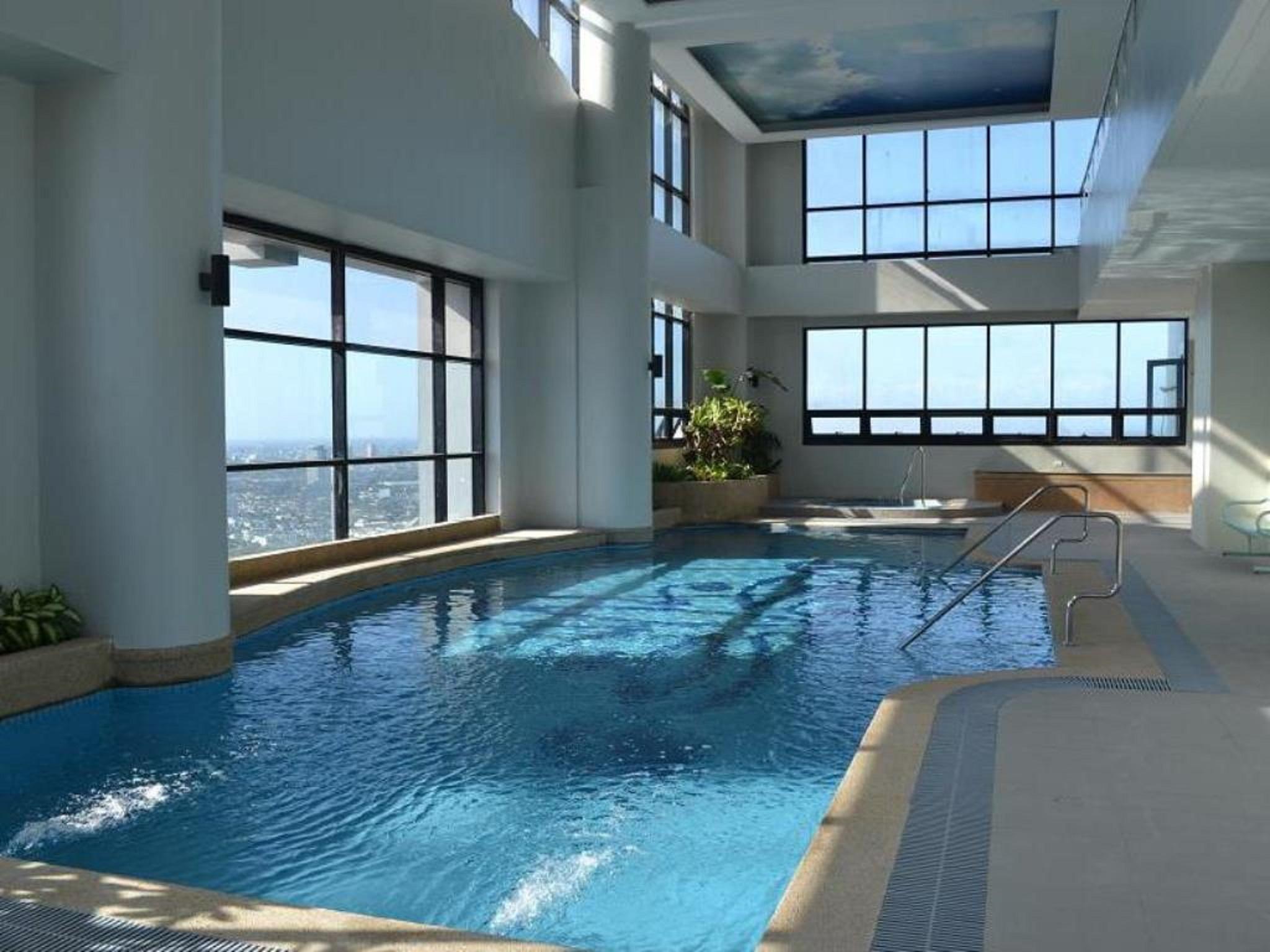Bsa Twin Towers Aparthotel Mandaluyong Bagian luar foto