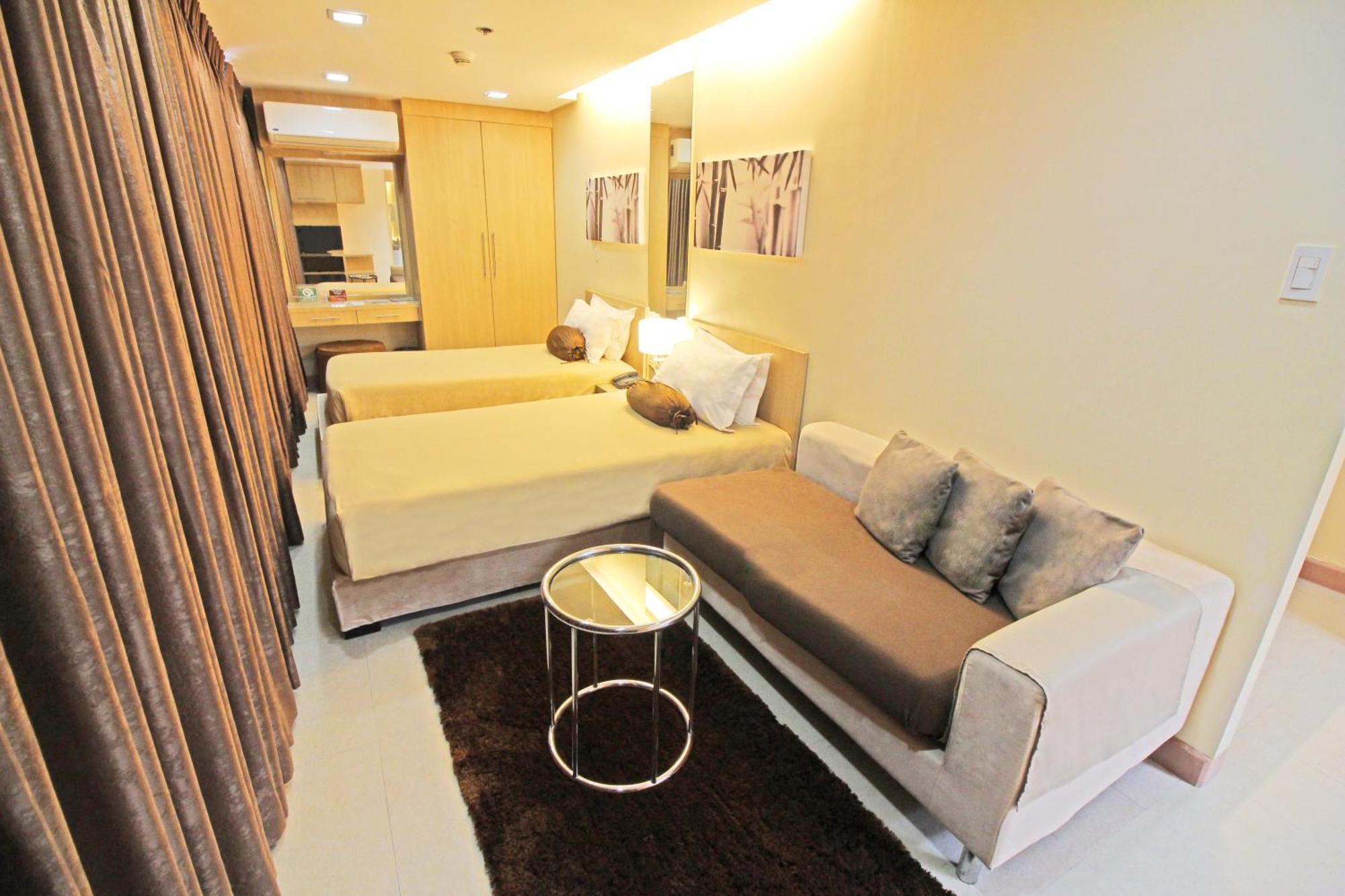 Bsa Twin Towers Aparthotel Mandaluyong Bagian luar foto